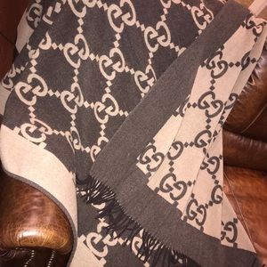 Authentic Gucci wool blanket or throw
